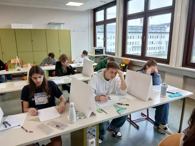 Vier Stunden lang tüftelten 48 Schülerinnen und Schüler an den Aufgaben. | Foto: BG/BRG/BORG Köflach