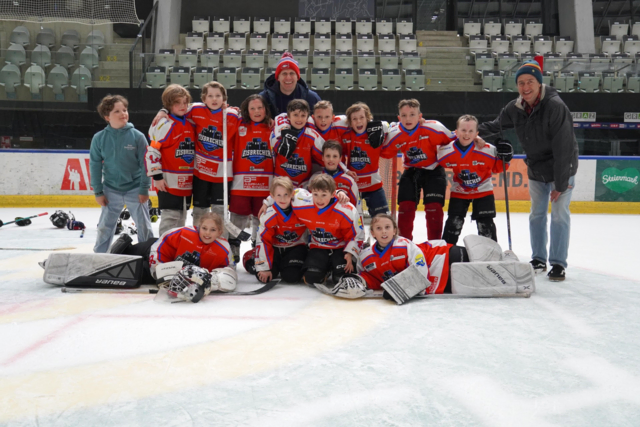 Die Athletinnen und Athleten aus Klosterneuburg ließen auch das Team der "Eishockeygroßmacht" Tschechien hinter sich. | Foto: Eisbrechern Klosterneuburg