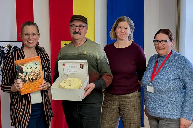 Ein Austausch zum 100-jährigen Bestehen des Burgenländischen Imkereiverbandes: LH-Stv.in Anja Haider-Wallner mit Landesobmann Herbert Grafl, Julia Mainx und Daniela Neururer (v.l.) vom Burgenländischen Imkereiverband | Foto: Büro LH-Stv.in Haider-Wallner