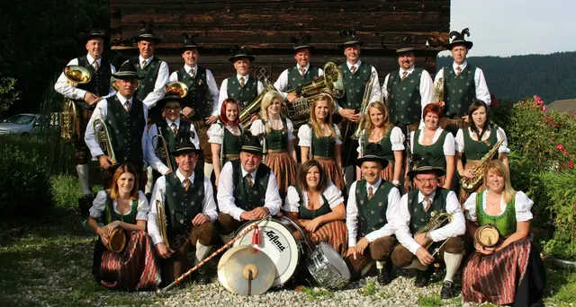 Die Alpenblasmusikkapelle Glödnitz lädt zum Frühlingskonzert. | Foto: Alpenblasmusikkapelle Glödnitz