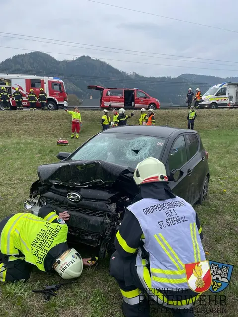 Eine Person wurde schwer verletzt und war nicht ansprechbar. | Foto: FF St. Stefan ob Leoben