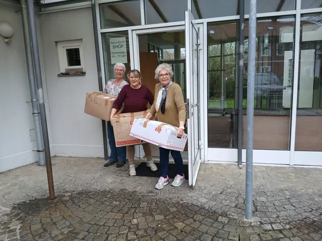 Spenden aus dem Second-Hand-Shop der Kirche Villach St. Martin