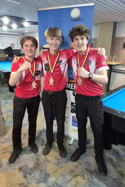 Silber-Coup beim 1. Kamui Youth Team Poolbillard Tournament