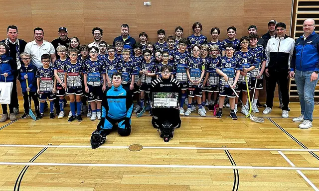 Der VSV Unihockey wird mit einer großzügigen Spende von rund 3.000 Euro unterstützt. | Foto: helvetia