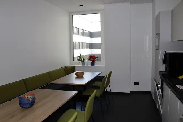 Im Anschluss wurde eine Führung durch das neue Kofler Center geboten.  | Foto: Elisabeth Zangerl