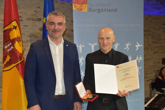 Josef Rausch (Landessportehrenzeichen in Silber) | Foto: MeinBezirk/Michael Strini