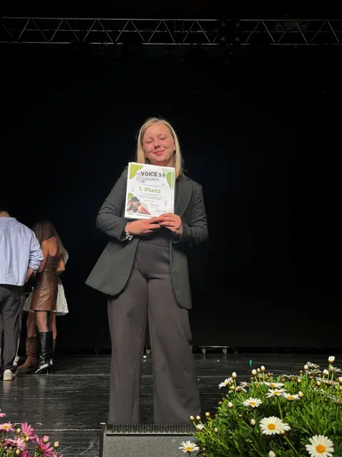 Sophia Stiegler konnte mit "Easy on me" von Adele überzeugen.  | Foto: privat