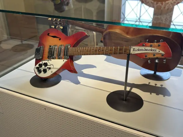 Die Ausstellung behandelt unter anderem die Musik in dieser Zeit und im Film. | Foto: MeinBezirk Salzburg