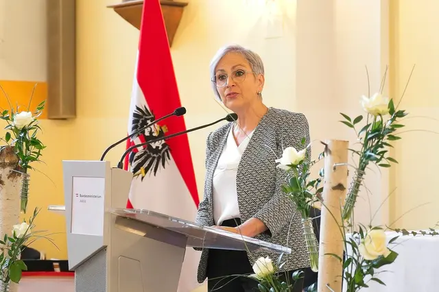 Justizministerin Anna Sporrer führte die Amtseinführung durch. | Foto: Katharina Schrefl