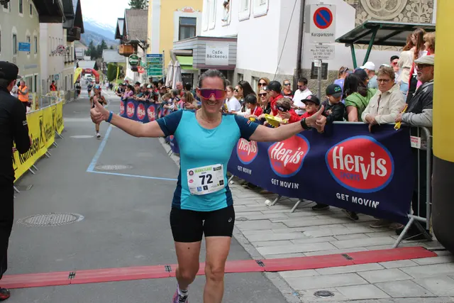 Große Freude über die großartige Leistung beim Marktlauf. | Foto: OK-TEAM Marktlauf Taxenbach
