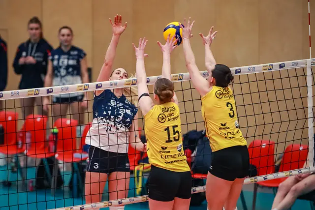 Erzbergmadln vs. Steelvolleys Linz – hier Iva Papac gegen Jana Gärtner und Carmen Raab  – lautet das Duell im Platz drei in der Austrian Volley League Women. | Foto: GEPA pictures
