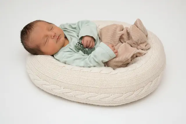 Name: Leon Andreas
Geburtsdatum: 10.04.2026
Gewicht: 3.050 g
Größe: 49 cm
Eltern: Evelyn Mayer und Andreas Hierzer aus St. Anna am Aigen | Foto: Babysmile