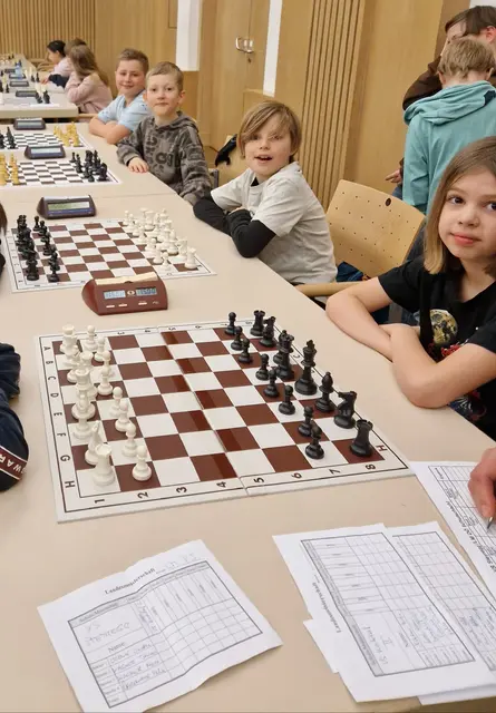 Die jungen Spielerinnen und Spieler meisterten die Herausforderungen mit viel Engagement und konnten das Turnier nicht nur erfolgreich, sondern auch mit zahlreichen neuen Erfahrungen abschließen. | Foto: VS Kirchdorf/Krems
