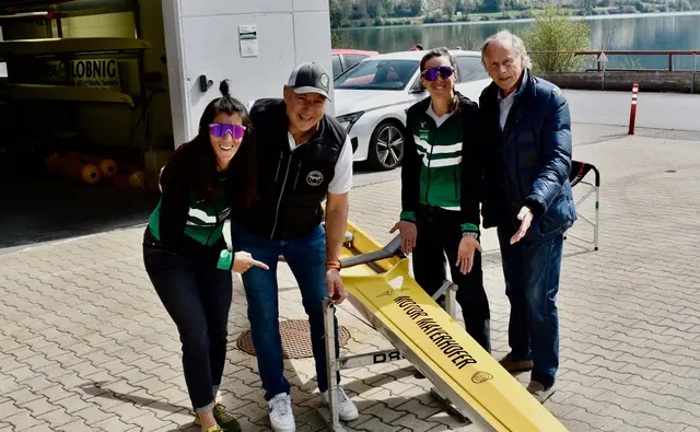 Magdalena Lobnig, Bootspate Martin Mayerhofer, Katharina Lobnig und ASVÖ-Kärnten-Präsident Christoph Schasché (v. li.)  | Foto: MeinBezirk.at/Petra Lammer
