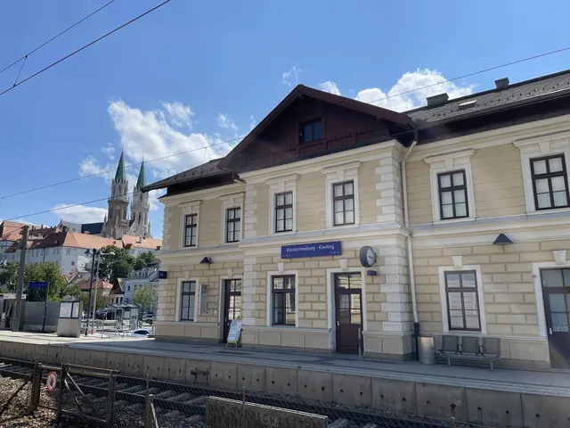 In Klosterneuburg werden stündlich drei REX-Züge halten