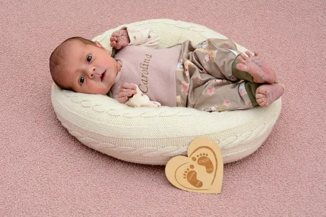 Name: Carolina
Geburtsdatum: 10.04.2026
Gewicht: 3.090 g
Größe: 52 cm
Eltern: Daniela und Stefan Schein aus Kindberg | Foto: Babysmile