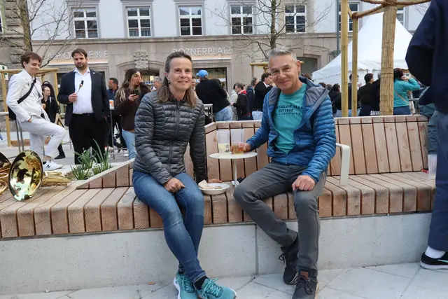 Sabine und Michael sind vom neuen Platz begeistert. | Foto: Kendlbacher