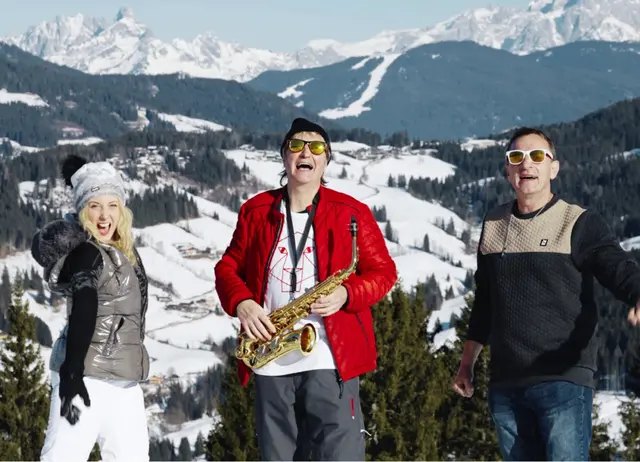 Sonja Bodner aus Velden ist Teil der Kärntner Formation „Die Tiger“ und steht gemeinsam mit ihren Bandkollegen regelmäßig auf der Bühne. | Foto: Die Tiger
