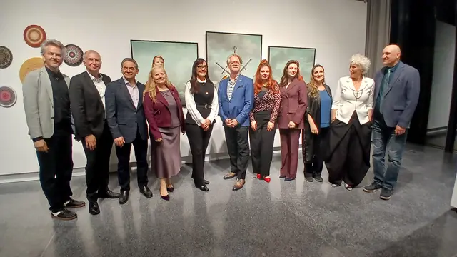 Ausstellung Muses of Modernity mit Pashmin Art