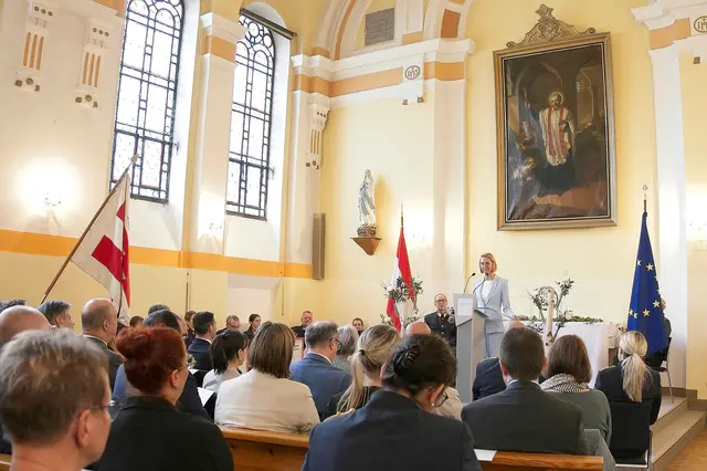 Die Amtseinführung von Maria Lalics fand in der Kapelle der Justizanstalt statt. | Foto: Katharina Schrefl