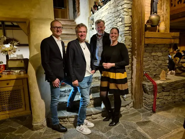 Der Vorstand: Jochen Winter, Thomas Reisinger, Andreas Reisinger, Elisabeth Leitner (v. l.) | Foto: „Almenland Wirtschaft“
