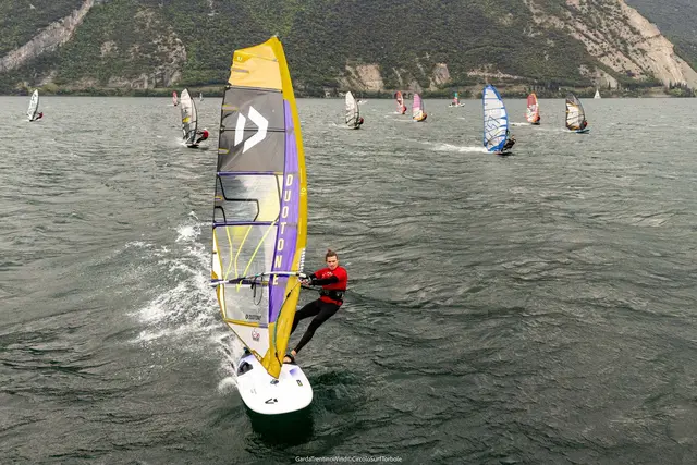 Neusiedler Max Hieber dominiert Slalom-Cup am Gardasee