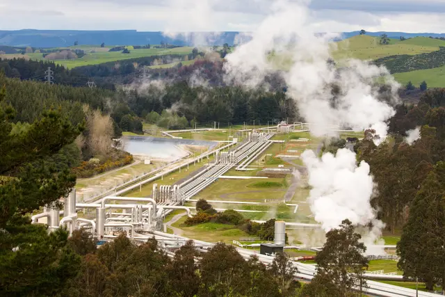 Ein Forschungsprojekt der Montanuniversität Leoben und EVN im südlichen Wiener Becken soll einen wichtigen Beitrag zur nachhaltigen Wärmeversorgung leisten. (Im Bild: Geothermische Station Wairakei in der Nähe von Taupo in Neuseeland) | Foto: Envato/FiledIMAGE