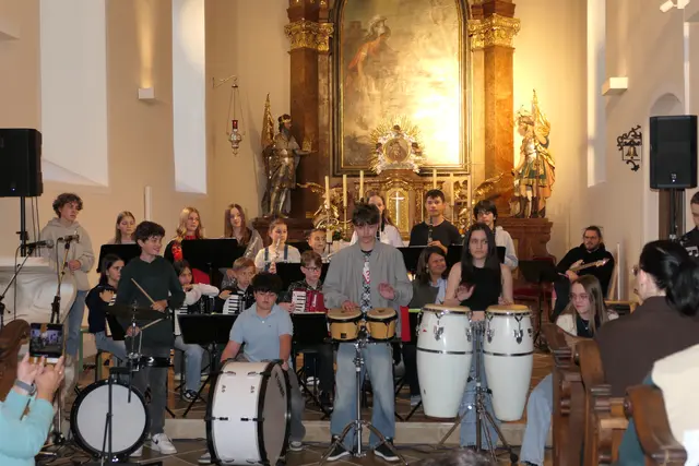 Trommelgruppe der Musikschule Leobersdorf „SambaLeo" | Foto: Jona Brodhagen