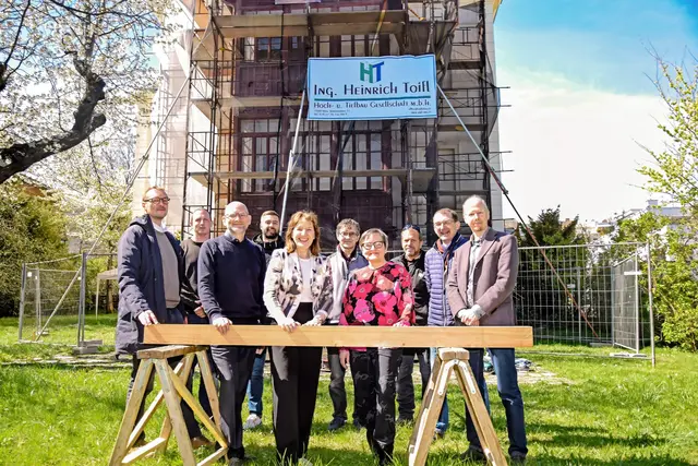 Historische Veranda am Schönberg-Haus in Mödling glänzt bald neu