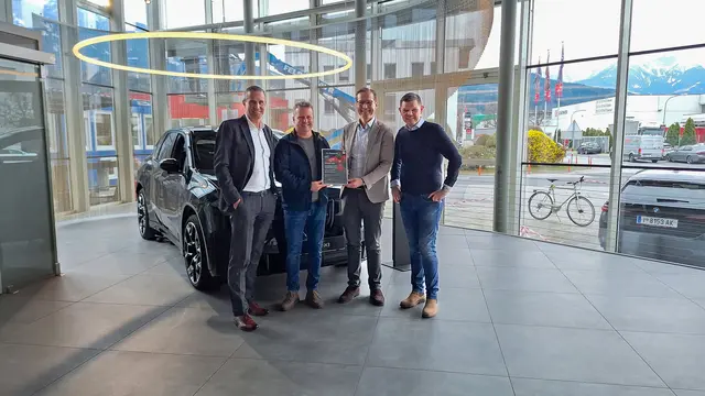 Autohaus erhält Zertifikat für umweltfreundliche Autolacke