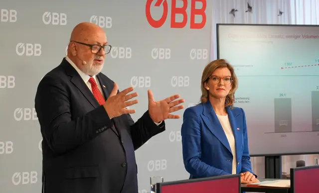 Der CEO der ÖBB-Holding AG Andreas Matthä sieht selbst "viel Licht und Schatten" in der Gesamtbilanz 2025. | Foto: Andreas Pölzl/MeinBezirk