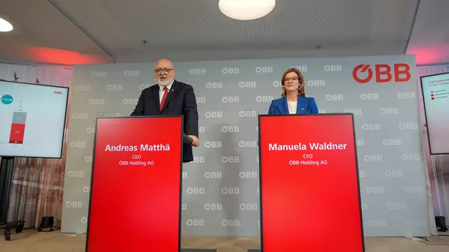 Der CEO der ÖBB-Holding AG Andreas Matthä und die CFO Manuela Waldner. | Foto: Andreas Pölzl/MeinBezirk