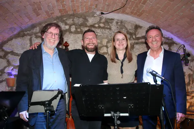 v. li. Johann Hausl, Manfred Klaus, Helga Riedl und Stefan Eder  | Foto: Eduard Wimmer