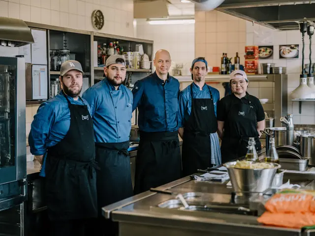 In der Küche ist Kreativität gefragt. | Foto: Aqualux Therme