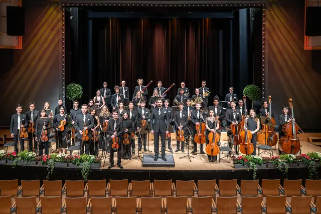 Ischler Symphoniker feiern den Frühling mit Dvořák und Schumann