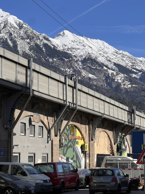 "KEINHEITSBRAUN“ will die bunte Identität der Bogenmeile bewahren | Foto: Manuel Kokseder