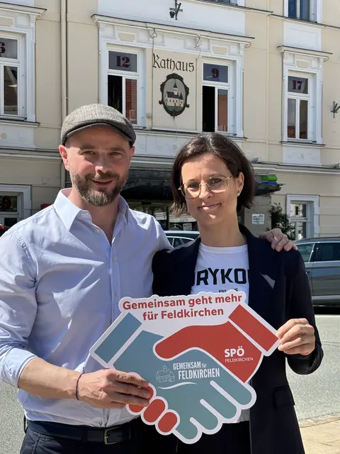 Spitzenkandidat Christoph Gräfling mit SPÖ Stadtparteiobfrau, Gemeinderätin Isabella Breiml | Foto: MeinBezirk/Isabella Friessnegg
