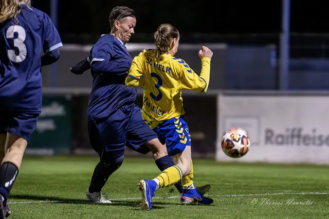 Stark verteidigt: Desiree Denk klärt im eigenen Strafraum | Foto: Thomas Navratil