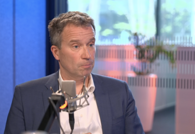 AMS-Chef Kopf befürchtet Rezession, Kurzarbeit nicht ausgeschlossen