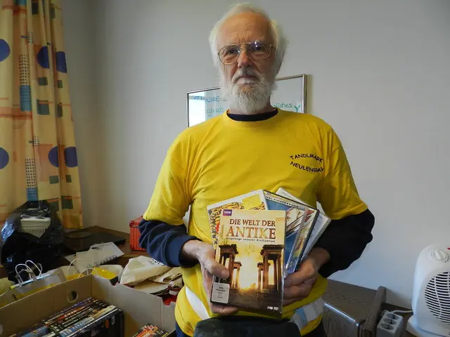 Christian  Haitzl war bei den Büchern | Foto: Heribert Herr Punz
