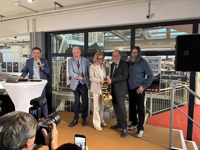 Oldtimermuseum begeistert mit historischen Staatslimousinen