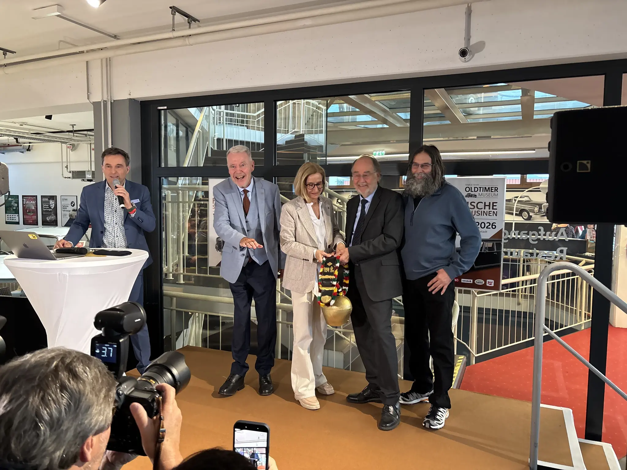 Fahrzeugausstellung in Wiener Neustadt: Oldtimermuseum begeistert mit ...