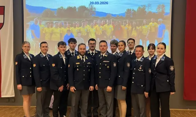 Vorstandsmitglieder und Fachreferenten der Wasserrettung St. Andrä mit Landesleiter Markus Bräuhaupt (vorne, 4. v.li.) | Foto: Wasserrettung St. Andrä