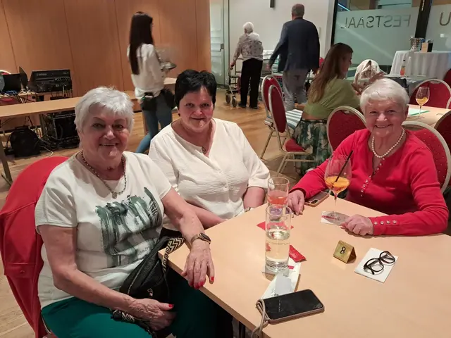 Anna Winkler, Cecilia Lackner und Edith Neubauer | Foto: Binder
