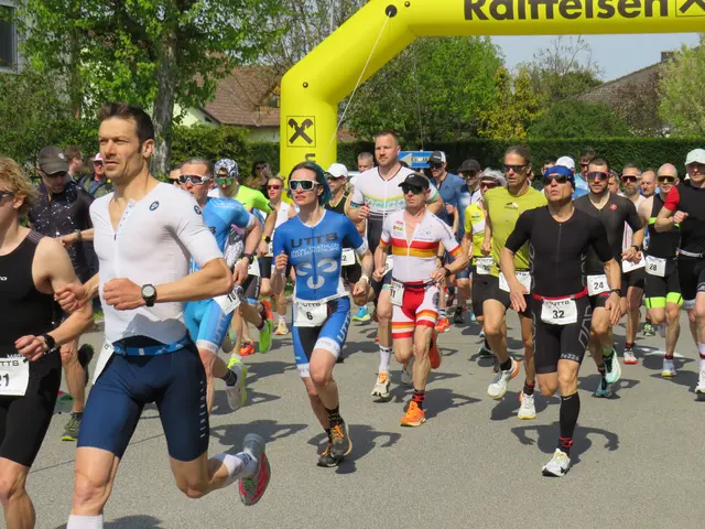 Die Veranstalter durften sich über zahlreiche Teilnehmer und Teilnehmerinnen freuen.  | Foto: Lena Palatin/MeinBezirk