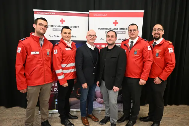 Benjamin Lederbauer, Christoph Adler, Markus Grafl, Peter Ullmann, Thomas Nestler, Michael Edlinger | Foto: Rotes Kreuz Mistelbach