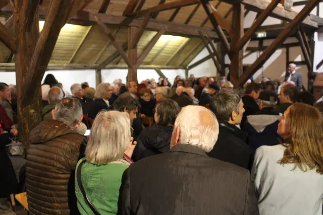 Das Dorfmuseum war bis zum letzten Platz gefüllt. 