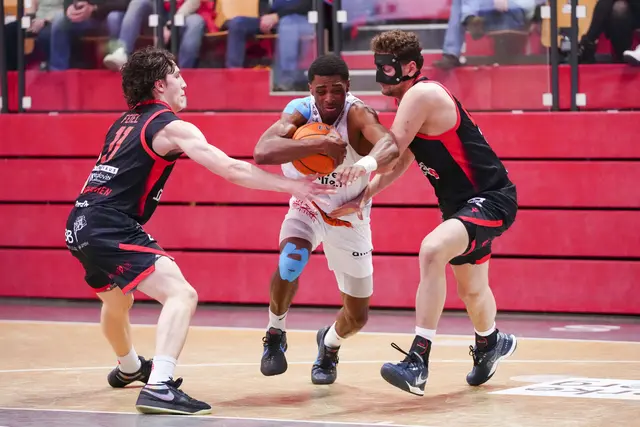 Kapfenberger besiegten Lions im ersten Viertelfinal-Duell mit Heimvorteil