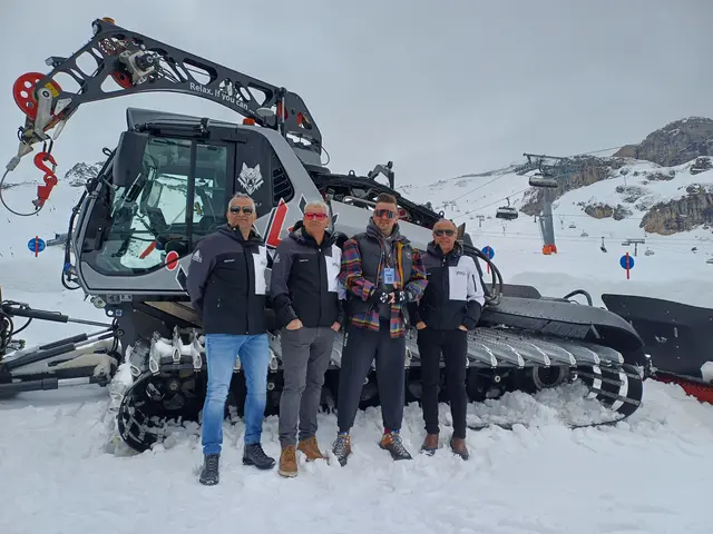 Die Verantwortlichen der SSAG Ischgl mit dem Star. | Foto: Monika Hammerl