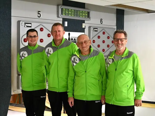 v.l. ECKER Florian (MF), KOVACS Tamas, FORSTER Franz, GRÜNAUER Heinrich